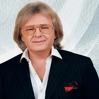 Юрий Антонов